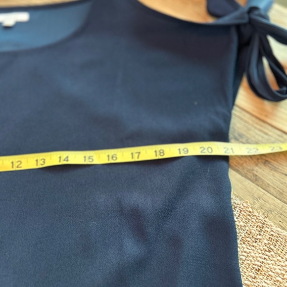 🔷NWOT-STELLA & DOT SIENNA TIE BOW TOP COLD SHOULDER ASYMETRIC🔷 - Picture 7 of 16